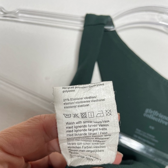 Girlfriend Collective | The Paloma Bra in Moss Green XS - Picture 3 of 5